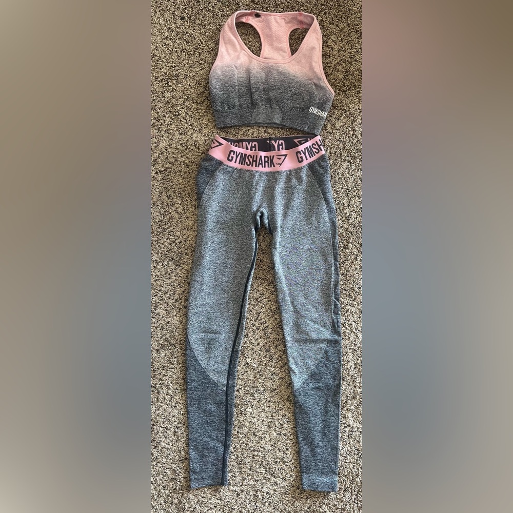 Gymshark bra and leggings set